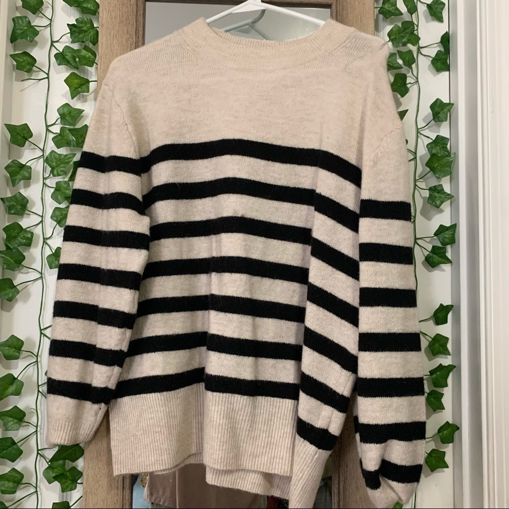 Long sleeve striped sweater